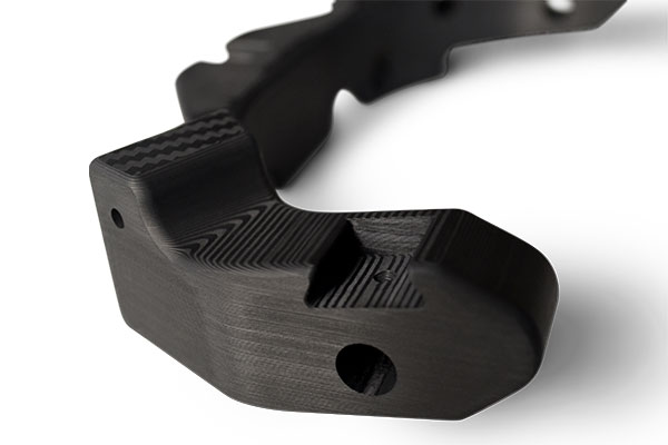 定制化能力+技術突破：碳纖維部件企業的雙重進化路徑